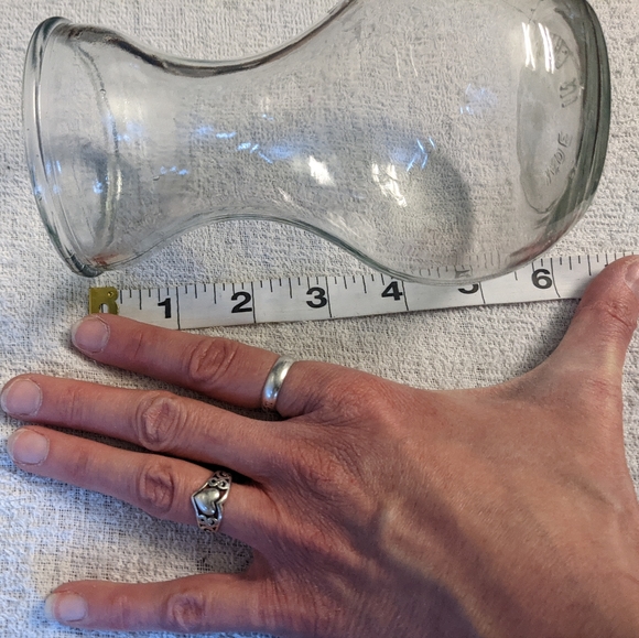 Reserved! Set of 5 Petite Clear Glass Vases - Picture 7 of 8